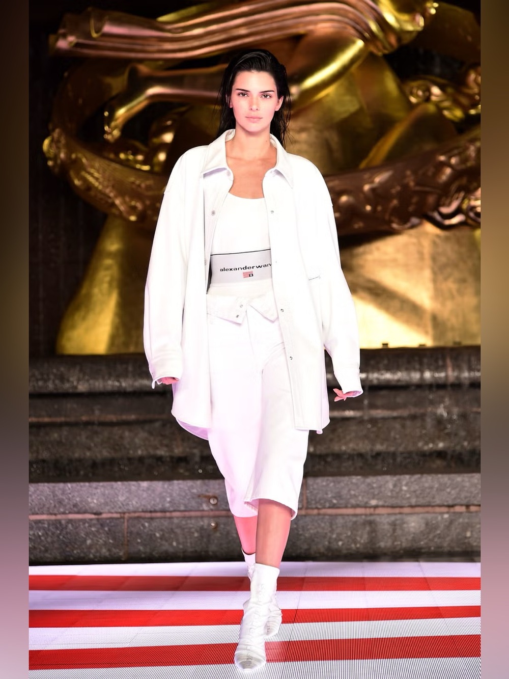 Alexander Wang NEW Long Denim Shorts White Size 27 Kendall Jenner Runway SS 2021